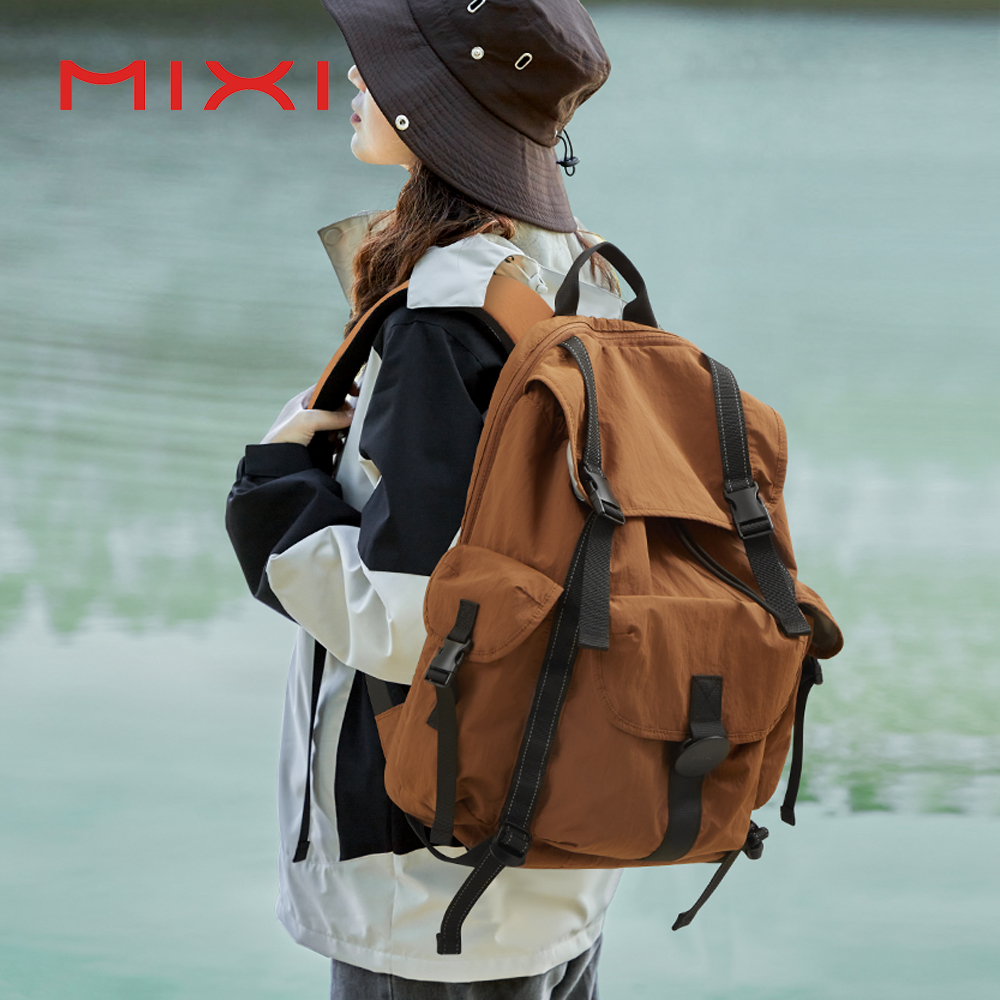 Mixi Travel Backpack 18 Inch C - Hiking Backpack Waterproof recensione e prezzo